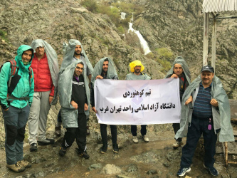 صعود تیم کوهنوردی دانشگاه آزاد اسلامی واح تهران غرب